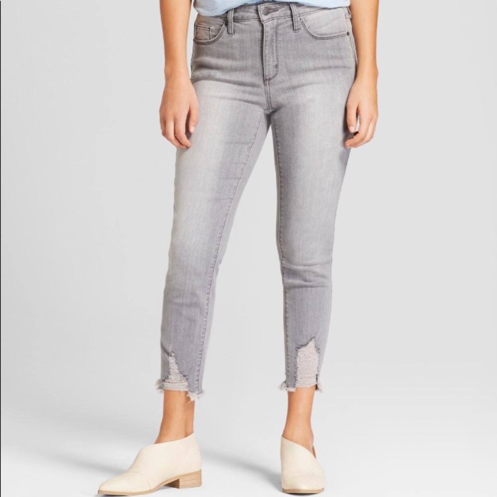 Universal Thread Ripped Jeans